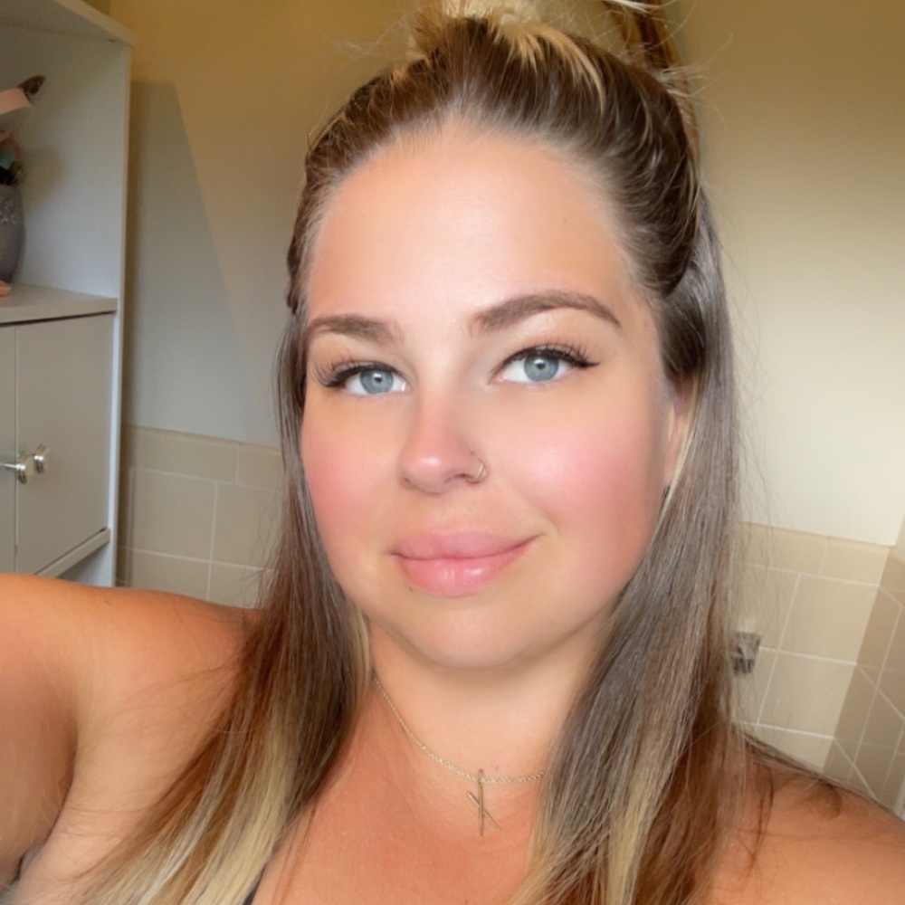 Meet your Posher, Tiffany